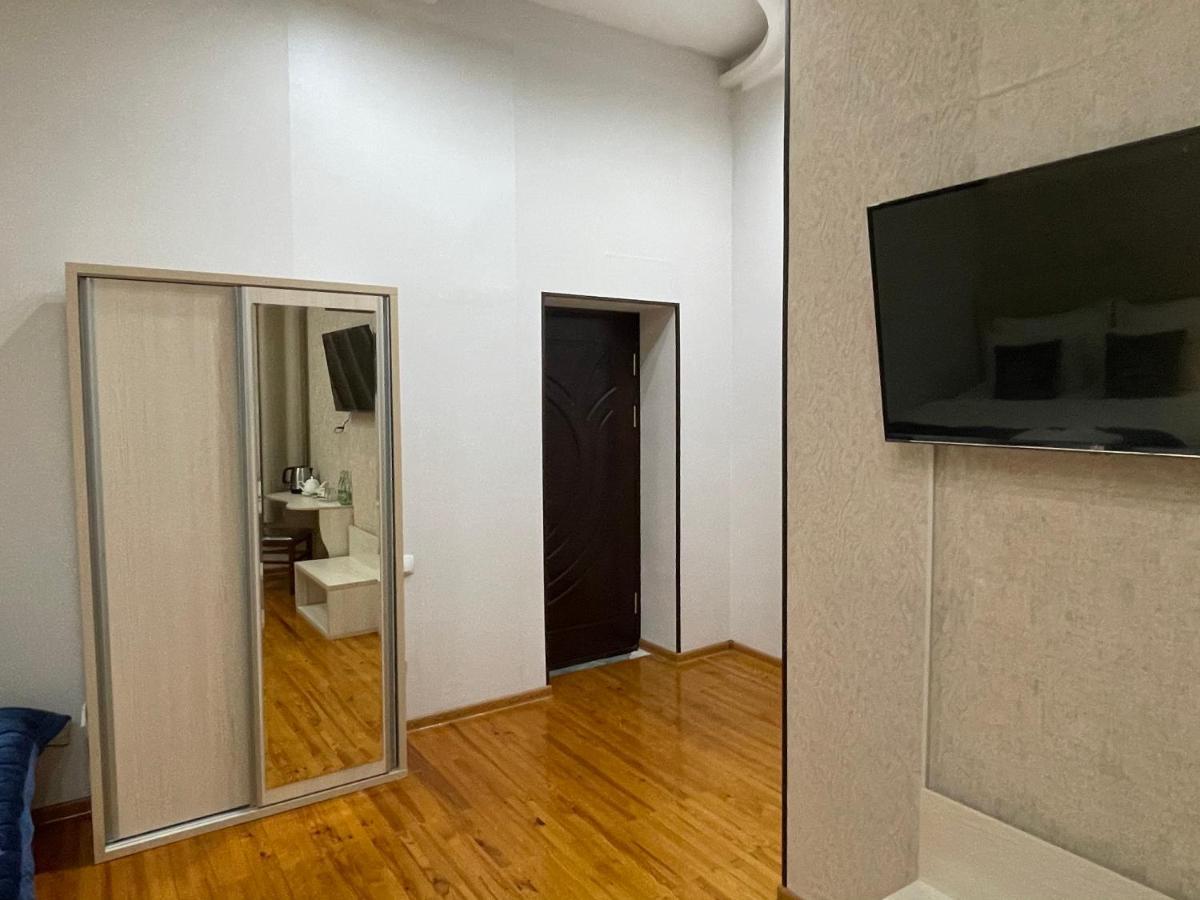 Ipak Hotel Taszkent Zewnętrze zdjęcie