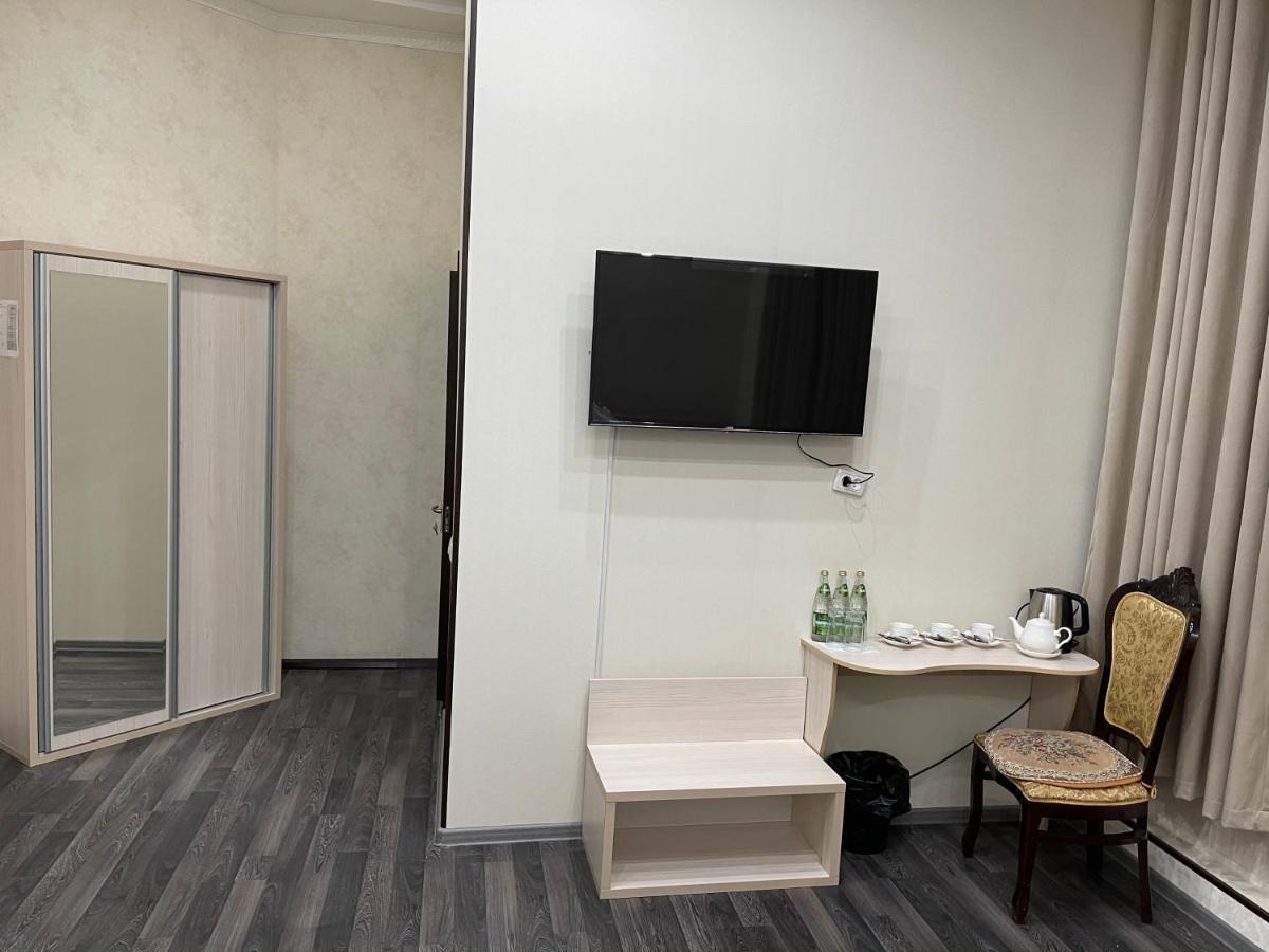 Ipak Hotel Taszkent Zewnętrze zdjęcie